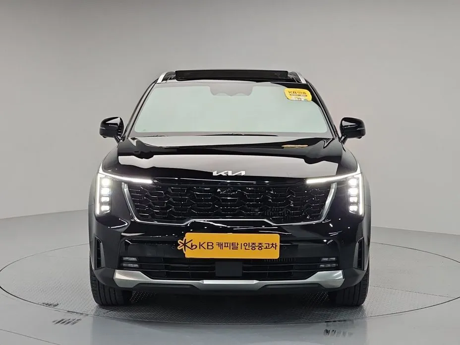 Kia Sorento — фото 1