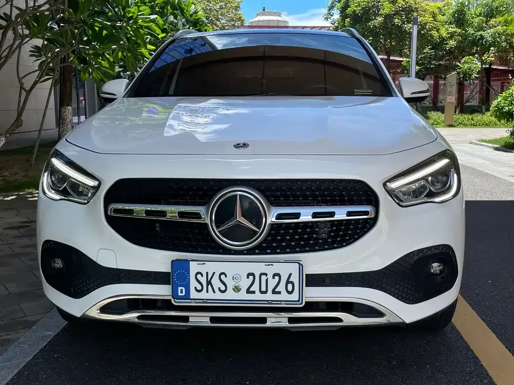Mercedes-Benz GLA — фото 6