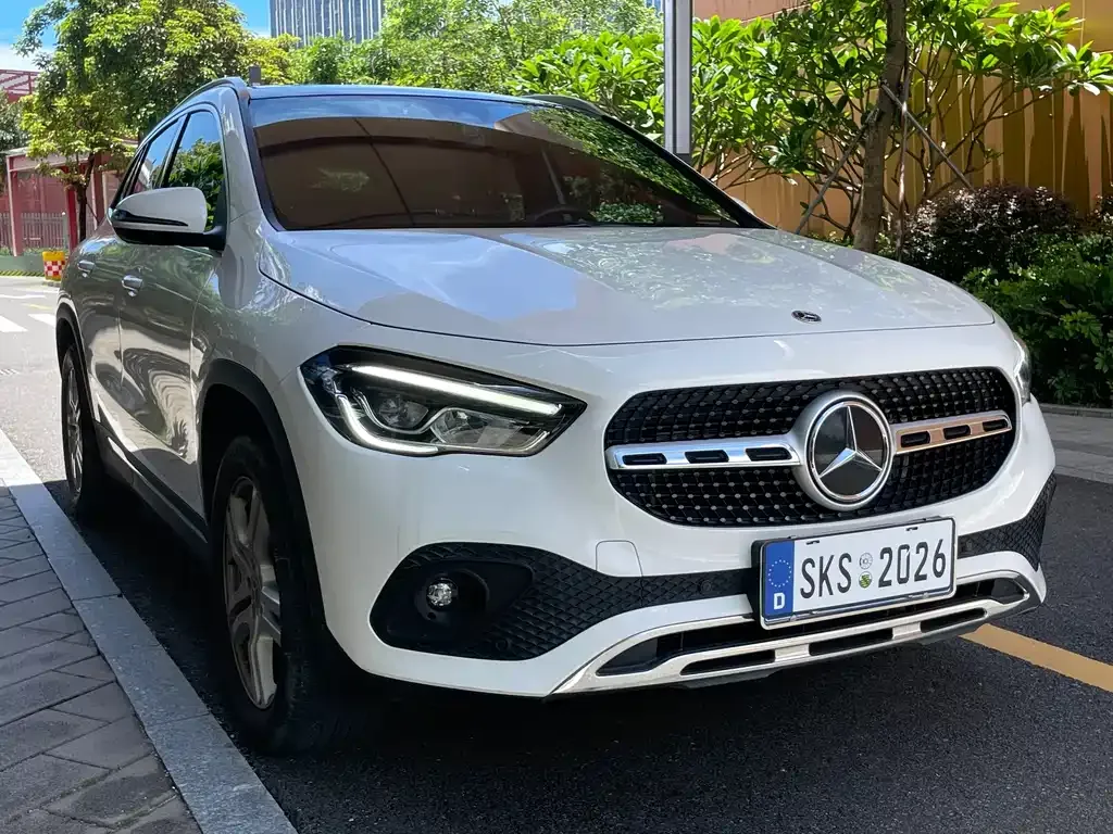 Mercedes-Benz GLA — фото 9