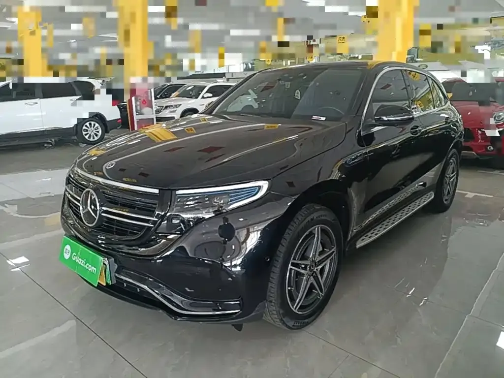 Mercedes-Benz EQC — фото 1