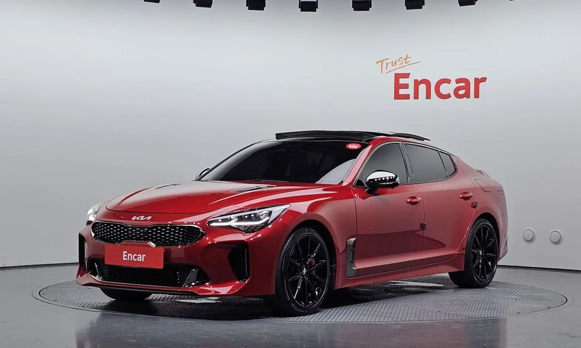 Kia Stinger — фото 1
