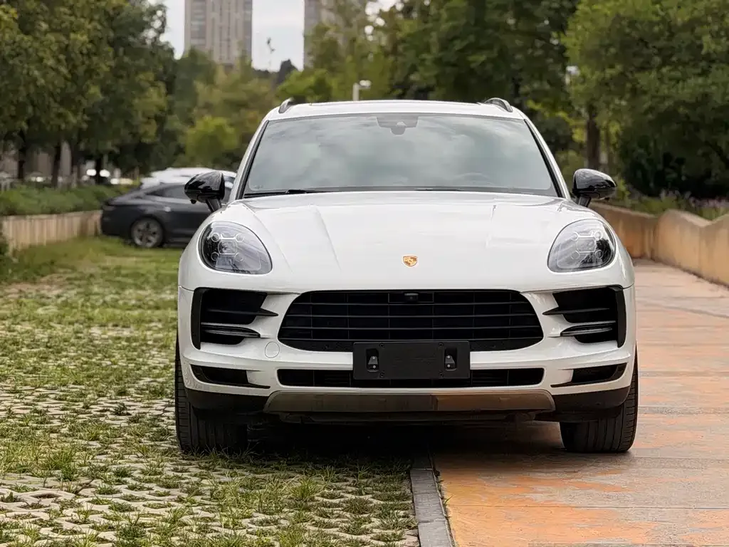 Porsche Macan — фото 7