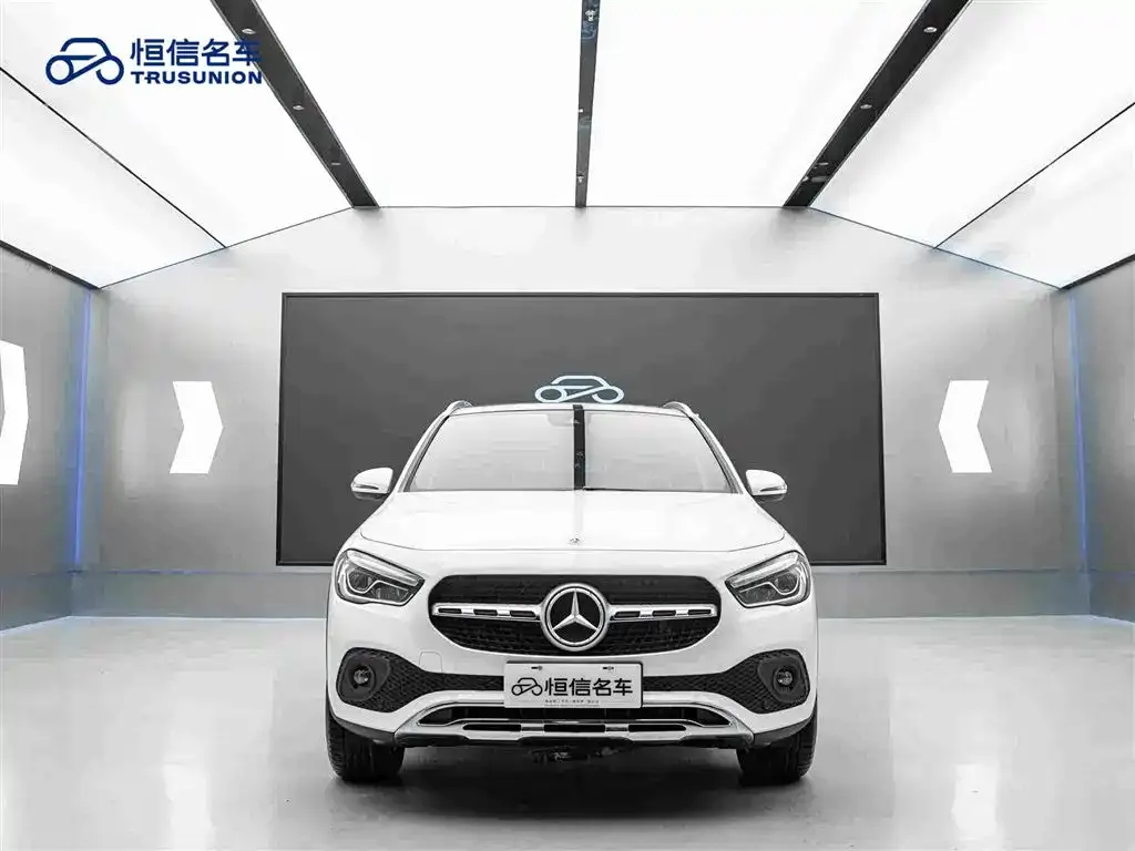 Mercedes-Benz GLA — фото 7