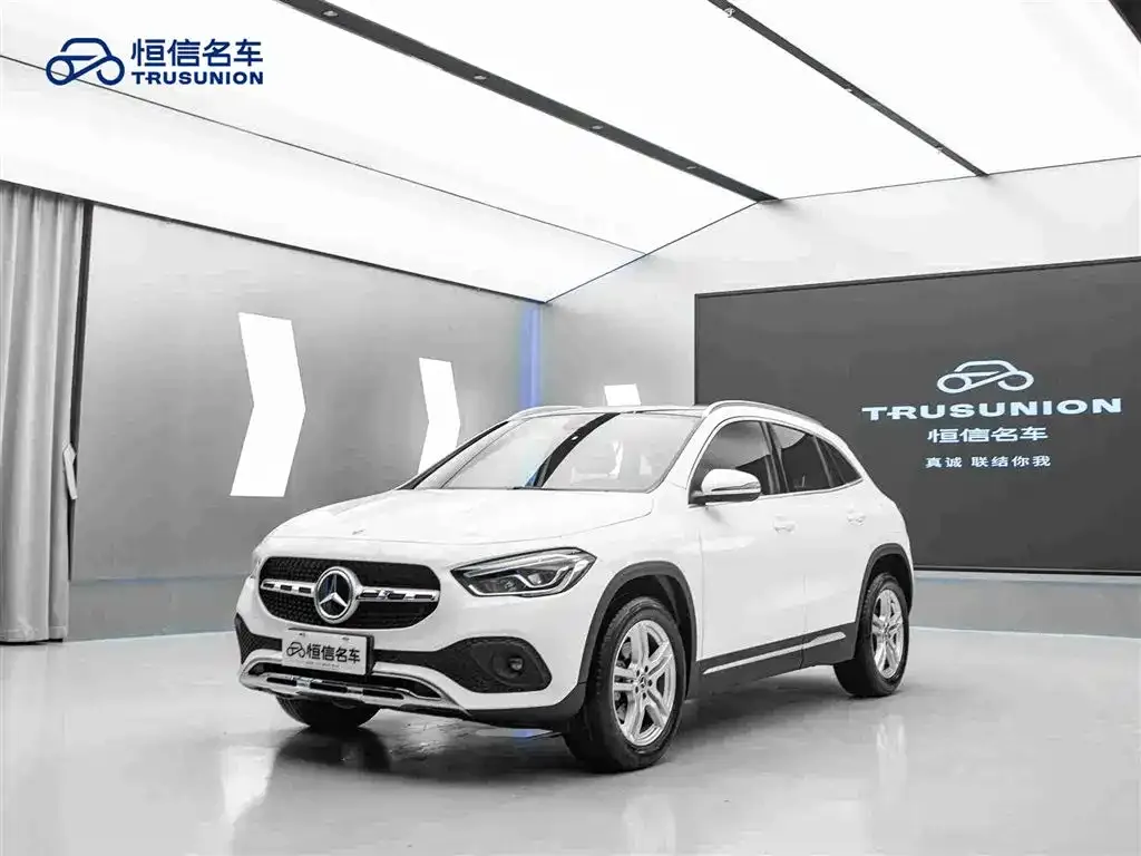 Mercedes-Benz GLA — фото 2