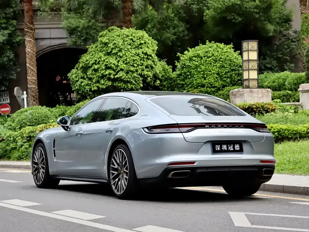 Porsche Panamera — фото 10