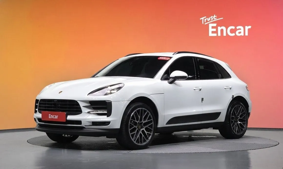 Porsche Macan — фото 1