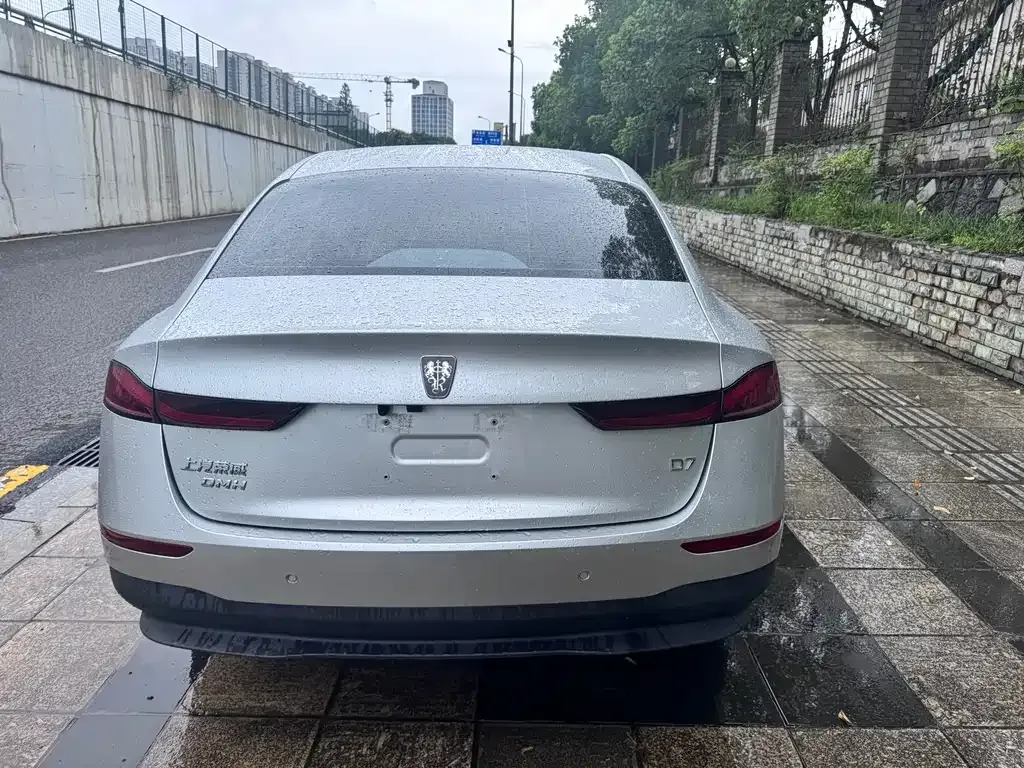 Roewe D7 — фото 6