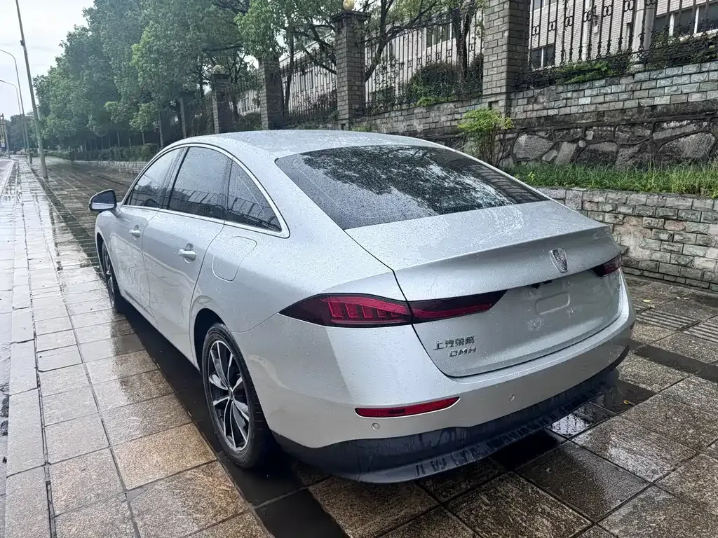 Roewe D7 — фото 10