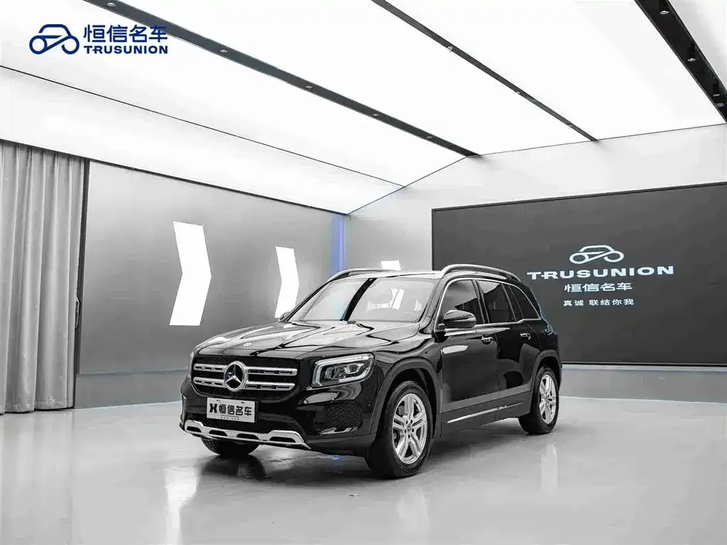 Mercedes-Benz GLB — фото 8