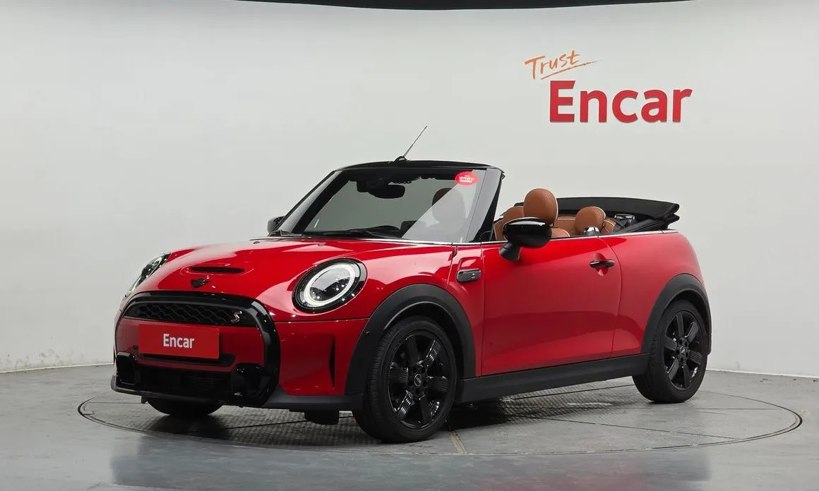 Mini Cooper Convertible — фото 1