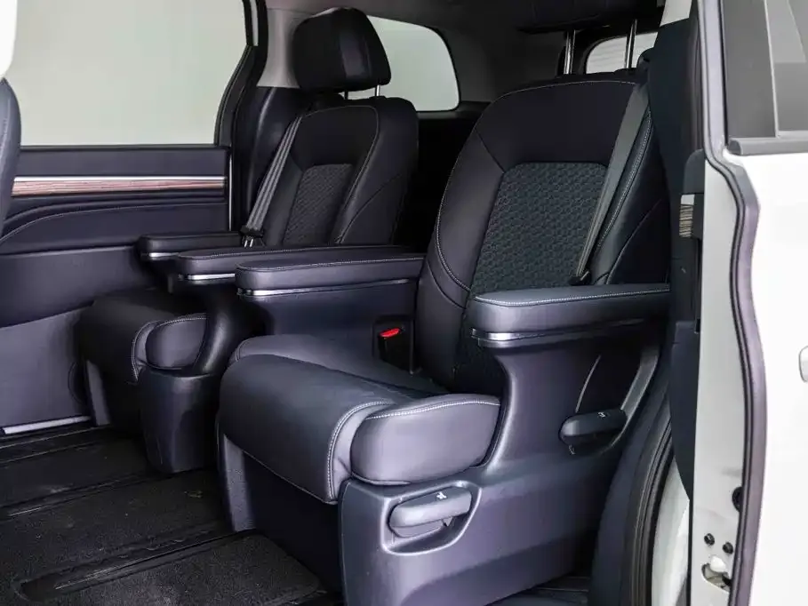 GAC Motor Trumpchi M8 — фото 6