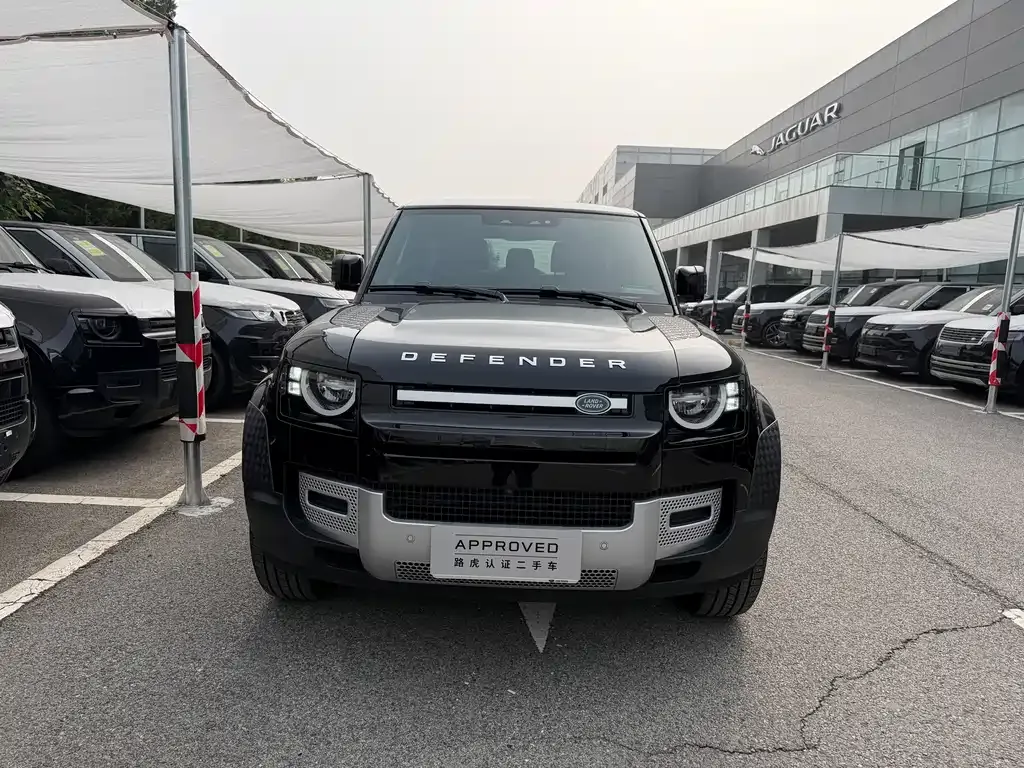 Land Rover Defender — фото 10