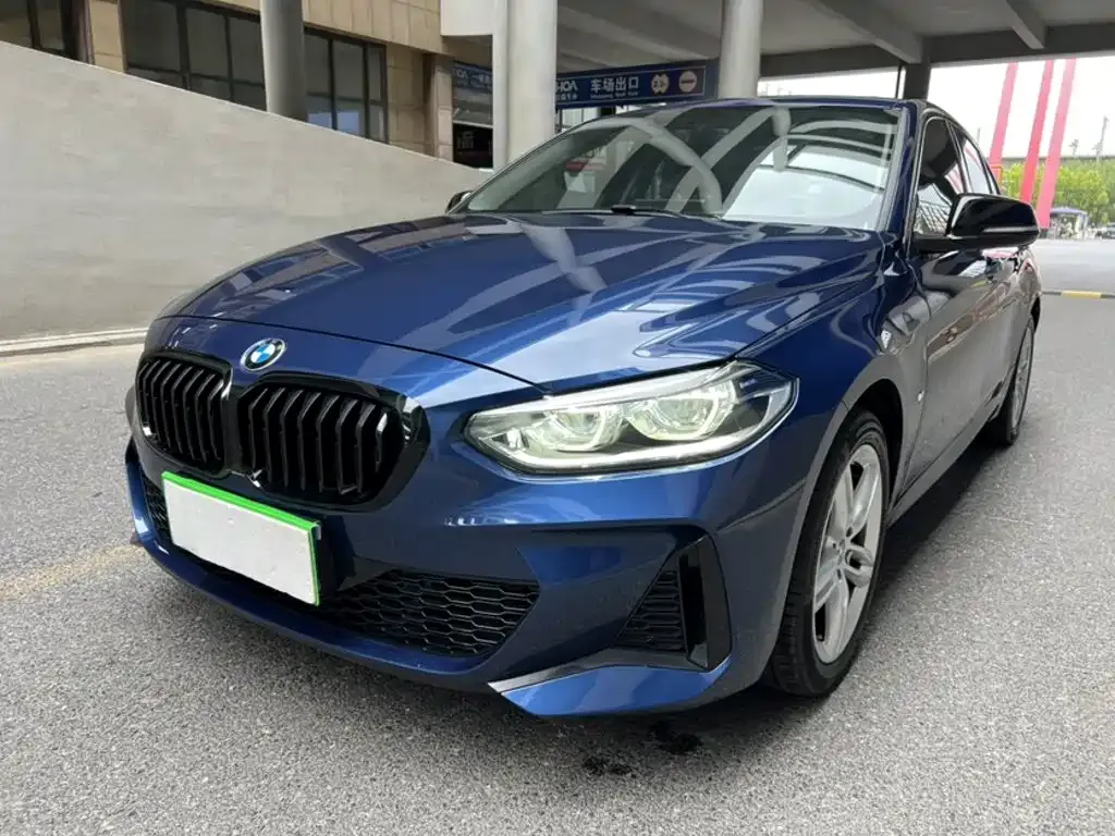 BMW 1 Series — фото 1