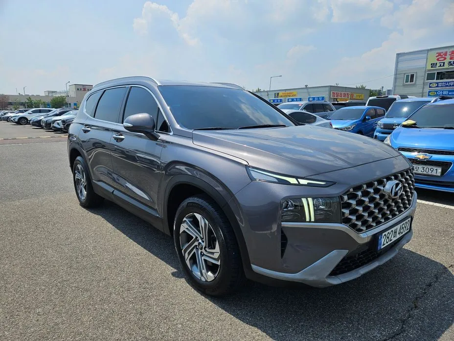 Hyundai Santafe — фото 1
