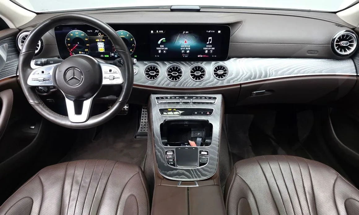 Mercedes-Benz CLS-Class — фото 10