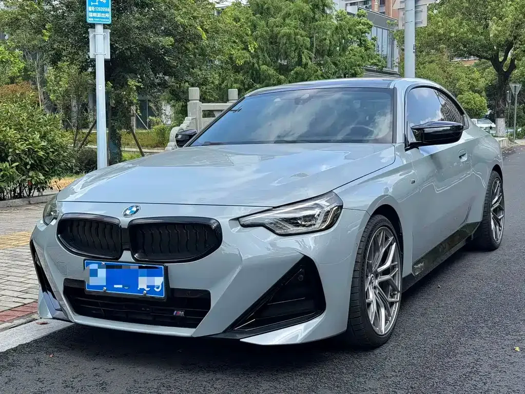 BMW M240i — фото 9