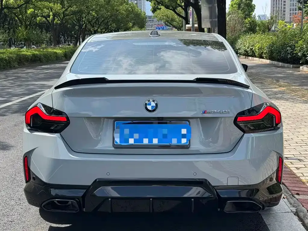 BMW M240i — фото 8