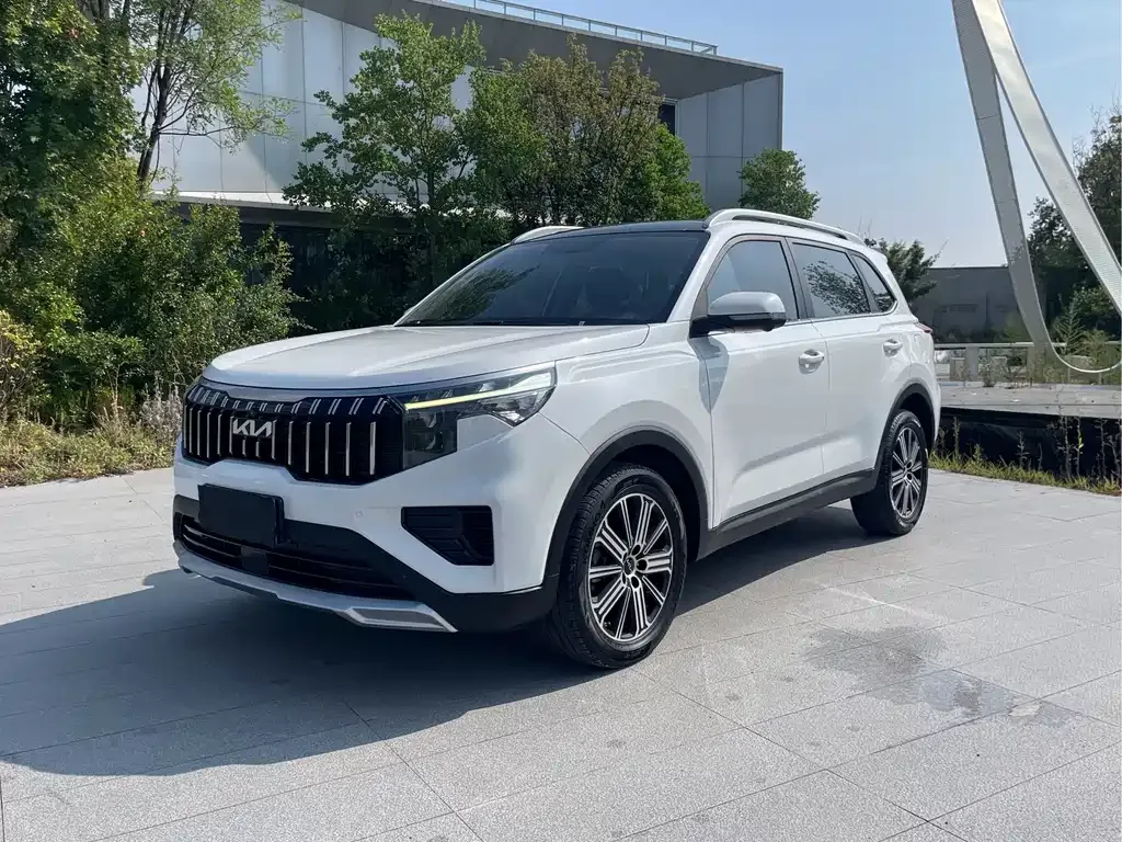 Kia Sportage — фото 1