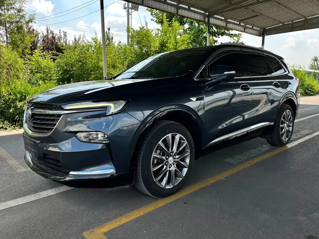 Buick Enclave — фото 1