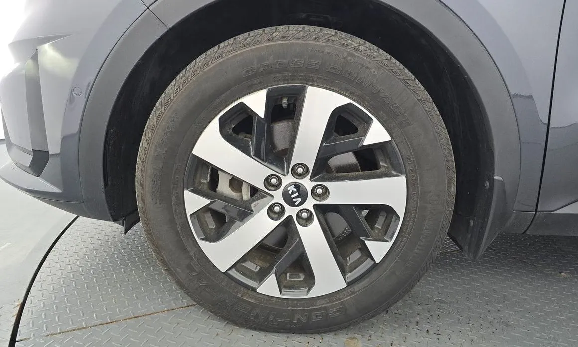 Kia Sorento — фото 7