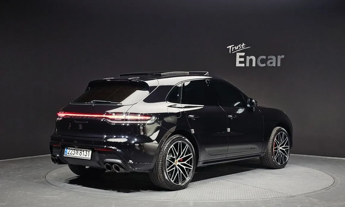 Porsche Macan — фото 4