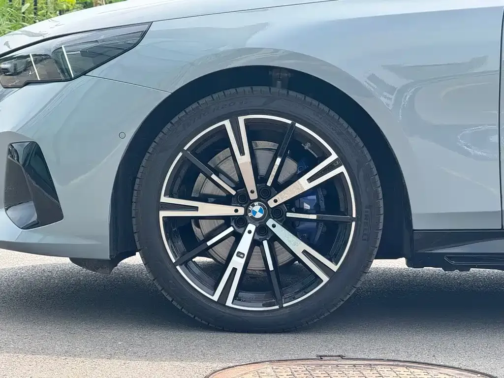 BMW 5 Series (Import) — фото 7