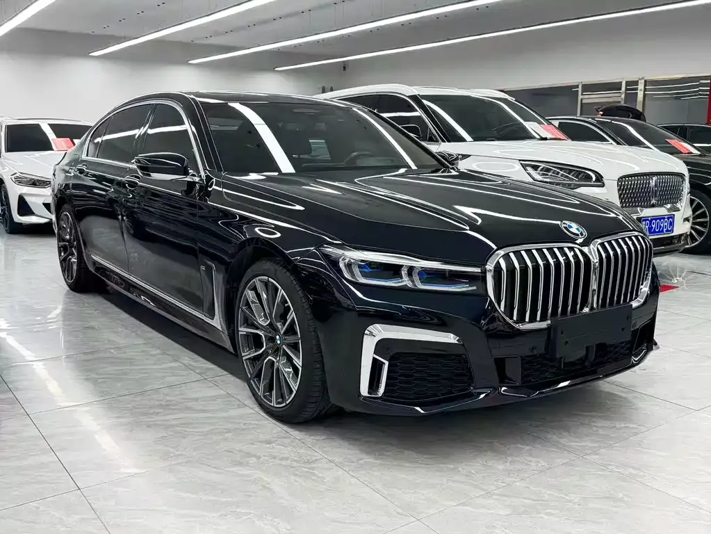BMW 7 Series — фото 6