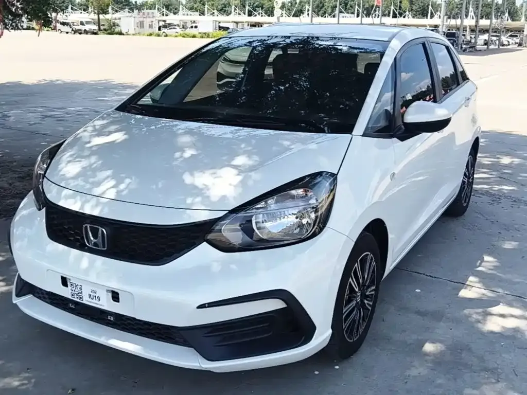 Honda Fit — фото 7