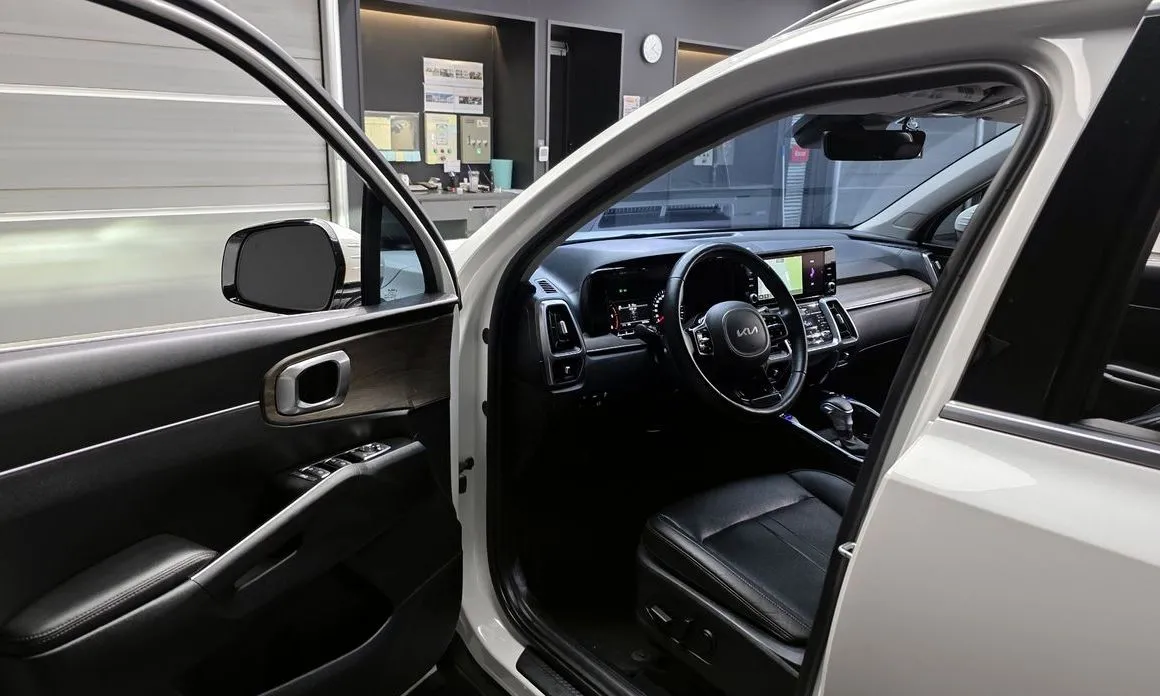 Kia Sorento — фото 5