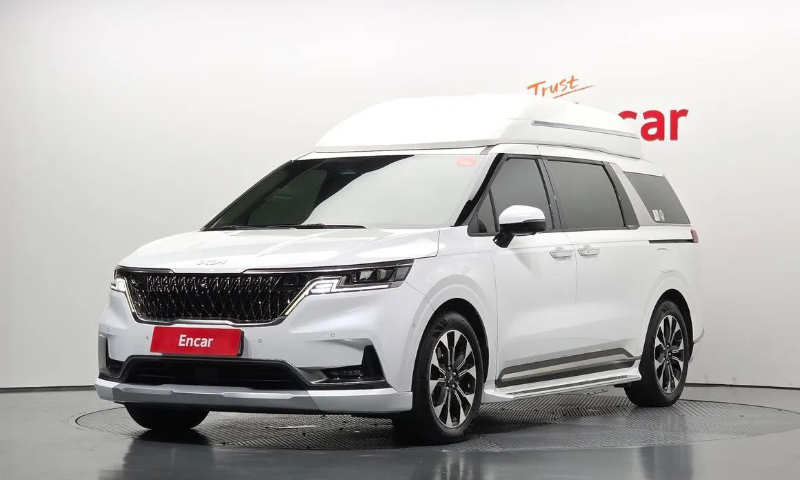 Kia Carnival — фото 1