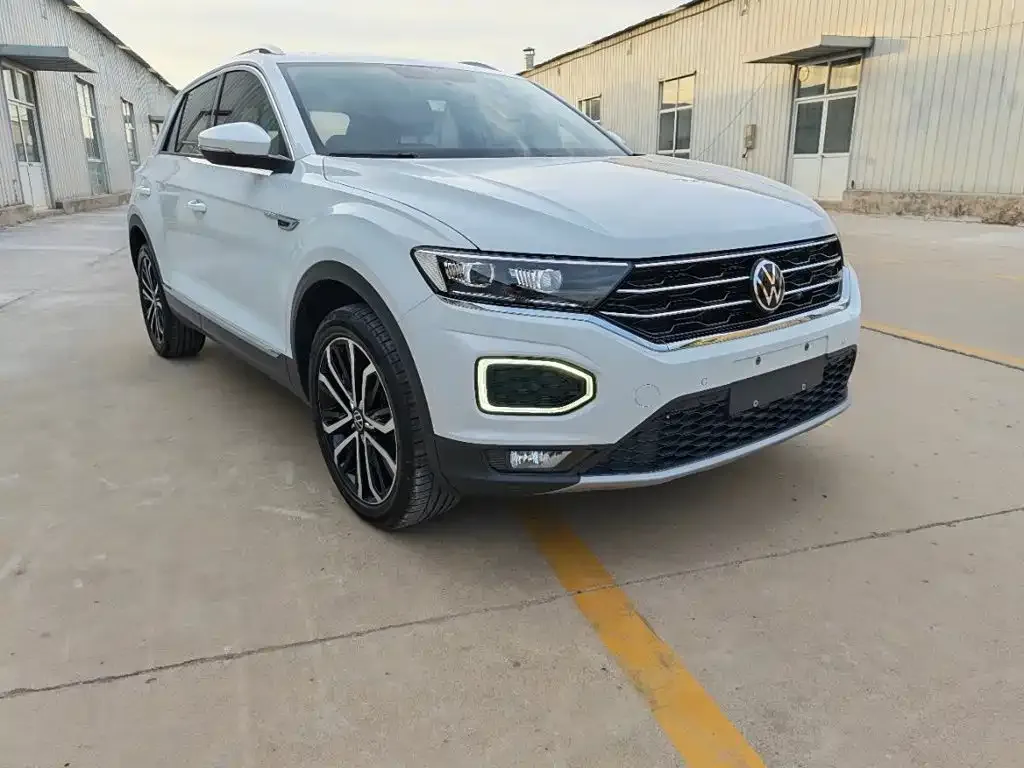 Volkswagen T-Roc — фото 5