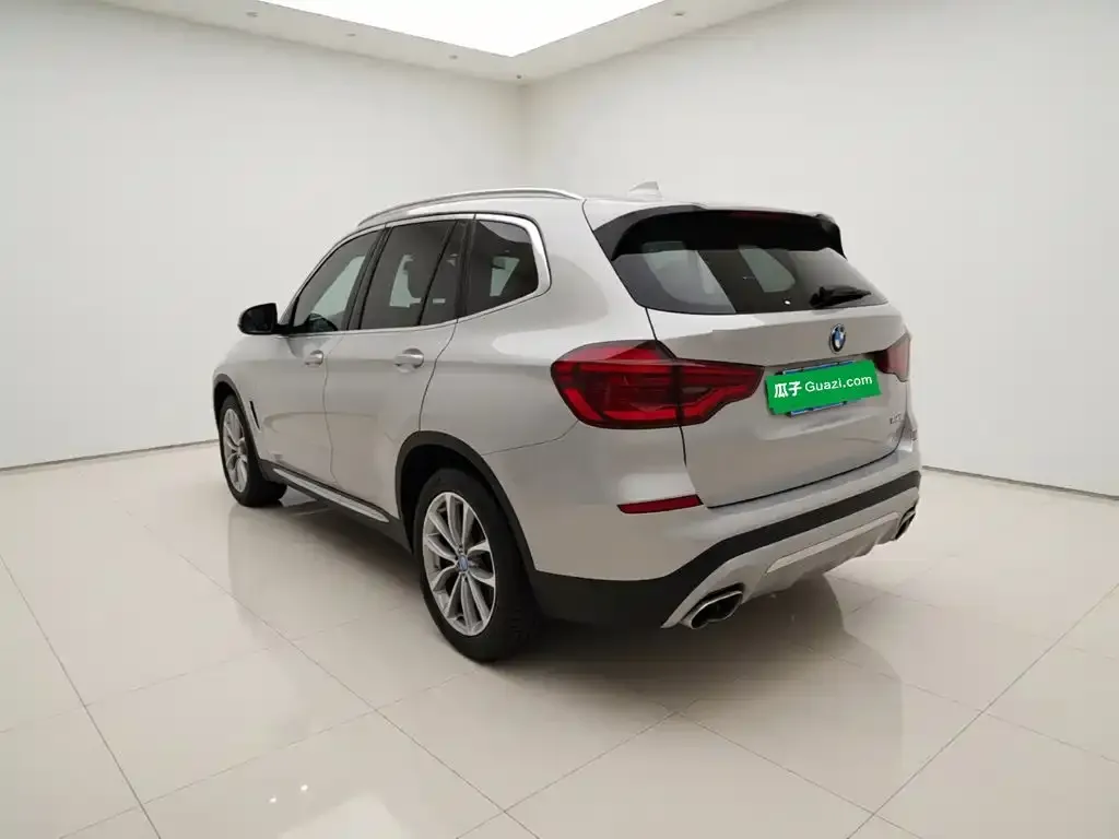 BMW X3 — фото 3