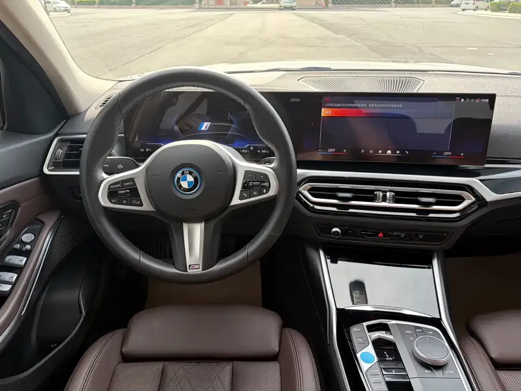 BMW i3 — фото 4