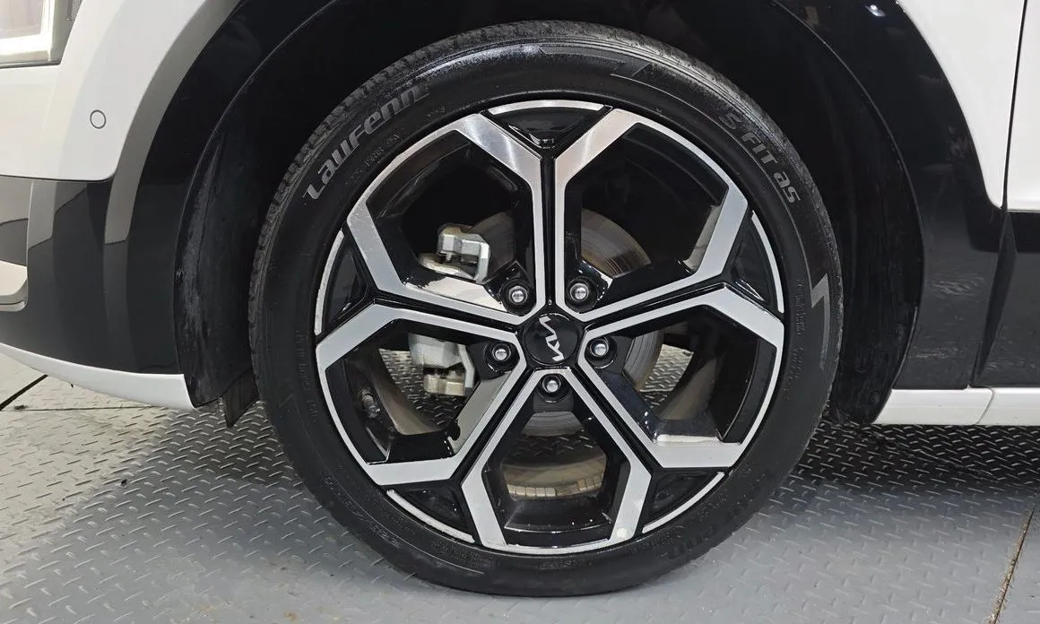 Kia Niro — фото 10