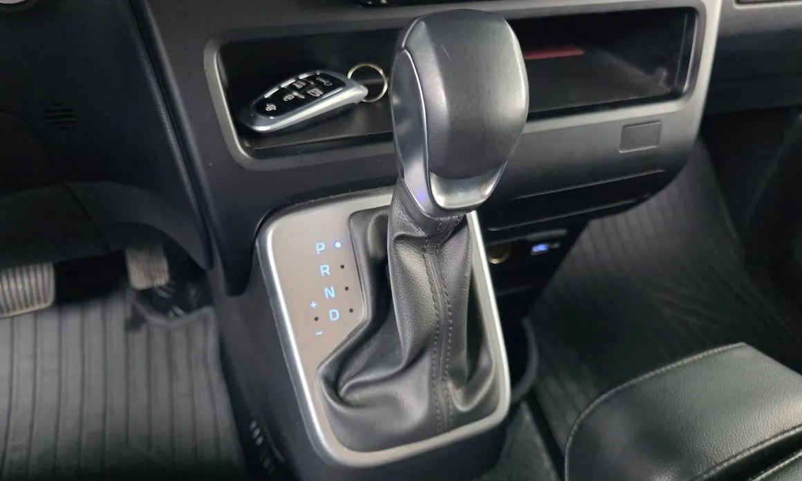 Hyundai Staria — фото 3