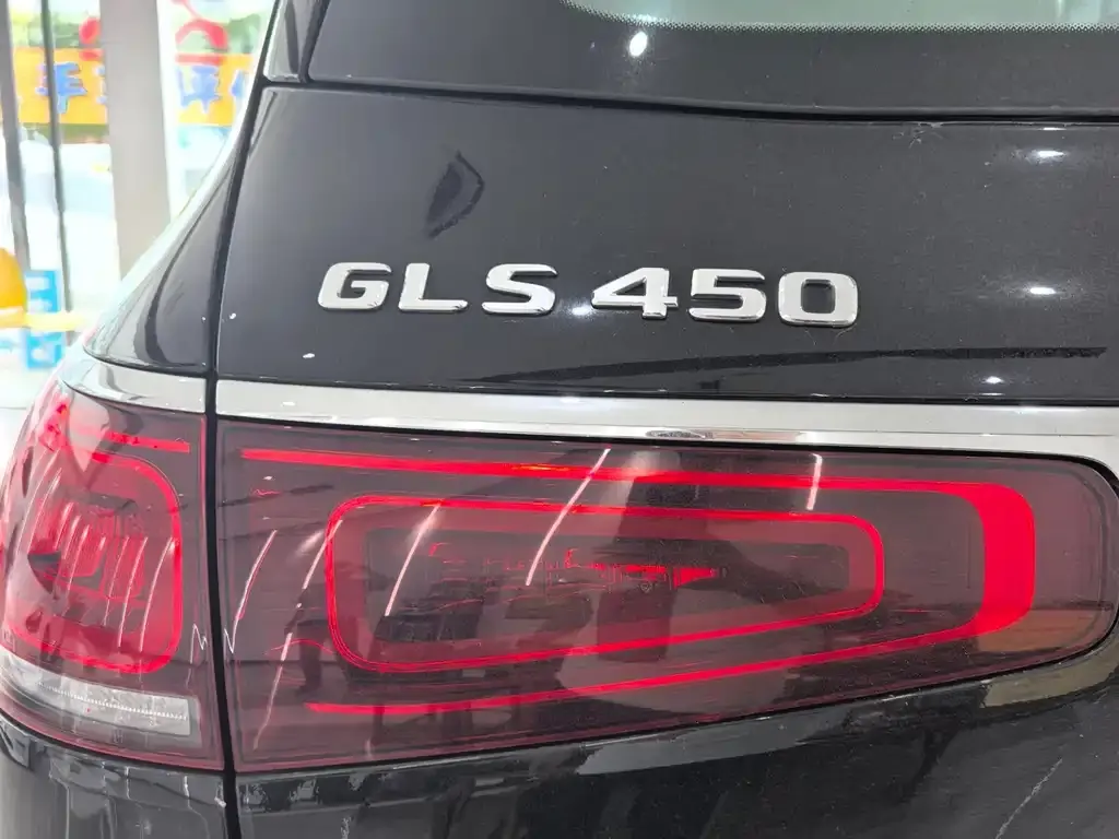 Mercedes-Benz GLS — фото 6
