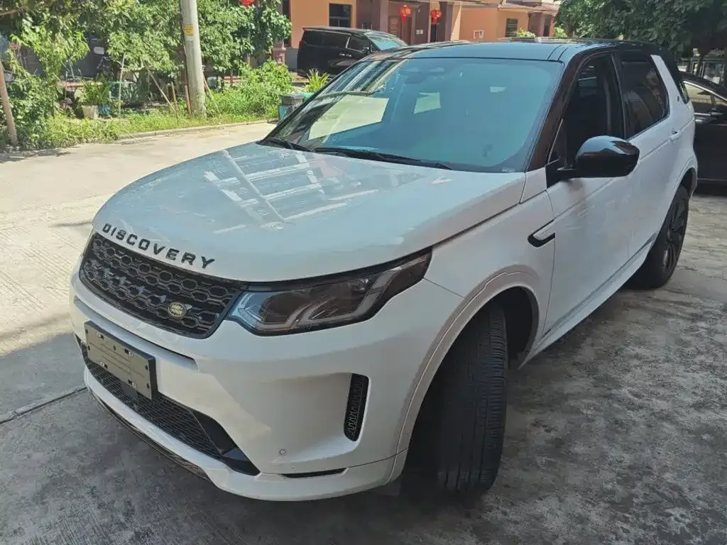 Land Rover Discovery Sport — фото 1