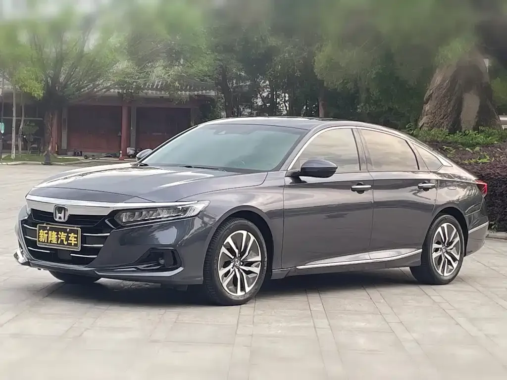 Honda Accord — фото 9