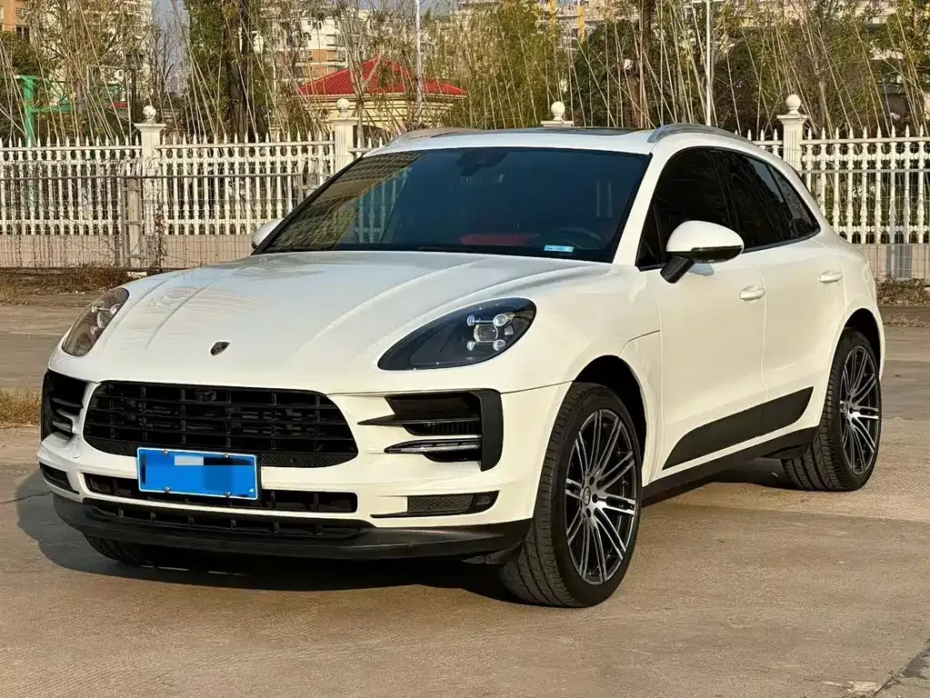 Porsche Macan — фото 1