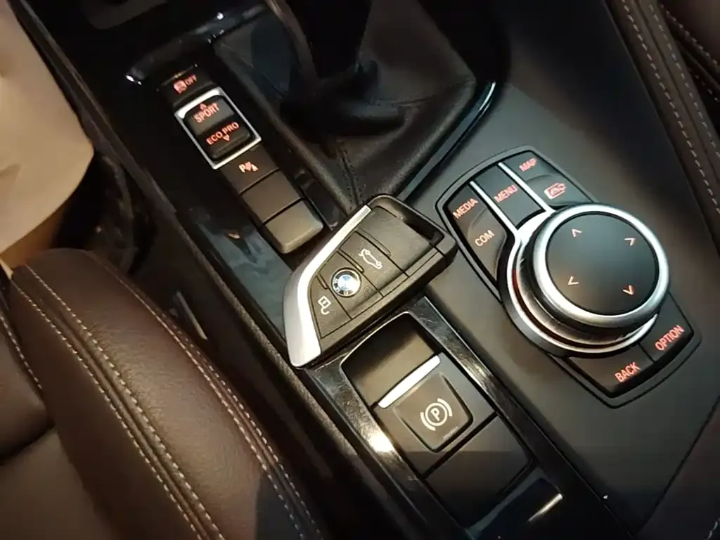 BMW X2 — фото 3