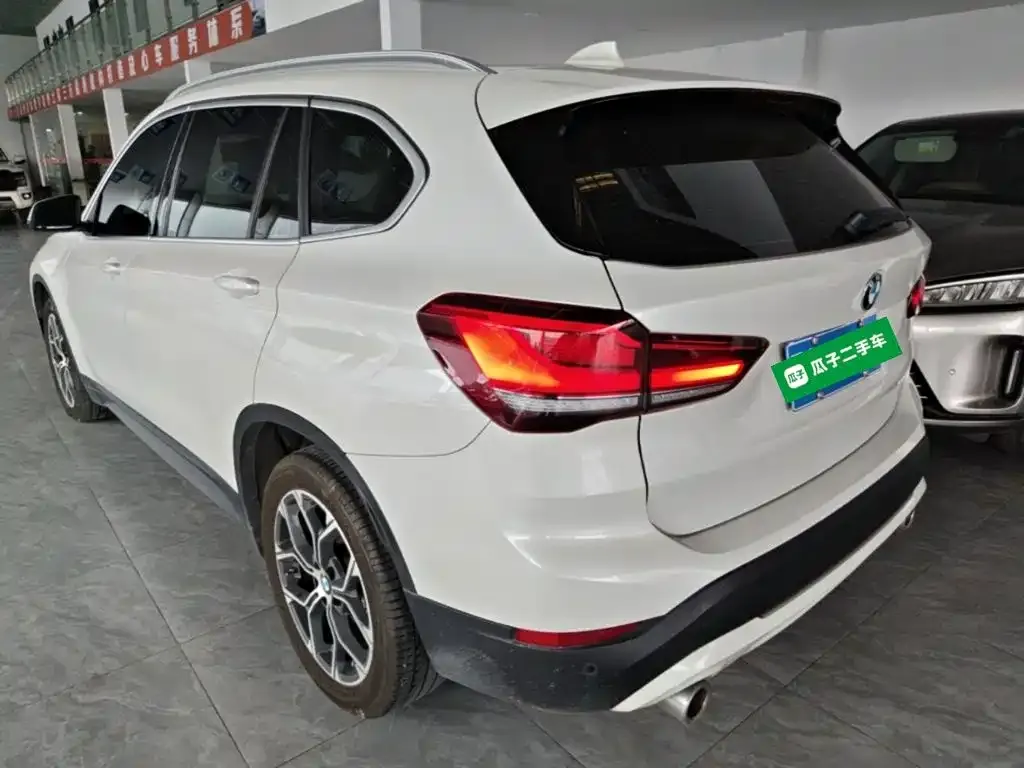 BMW X1 — фото 10