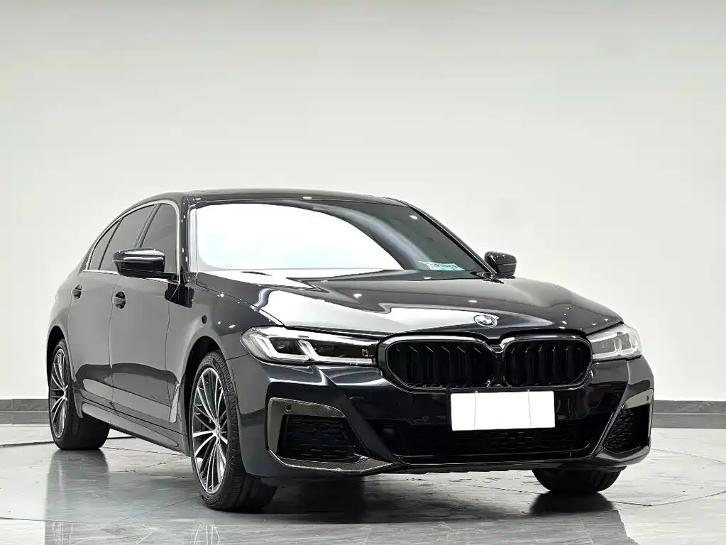 BMW 5 Series — фото 5