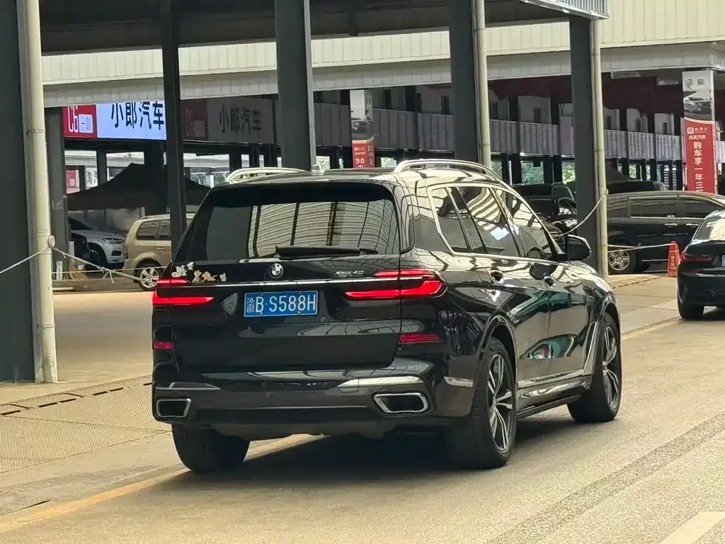 BMW X7 — фото 4