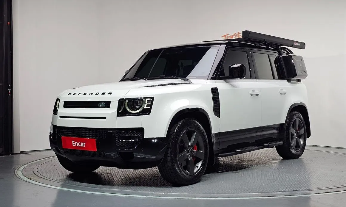 Land Rover Defender — фото 1