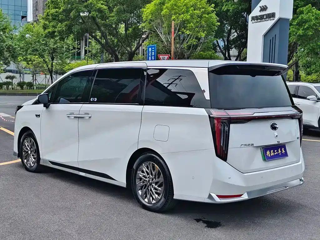 GAC Motor Trumpchi Xiangwang M8 — фото 5