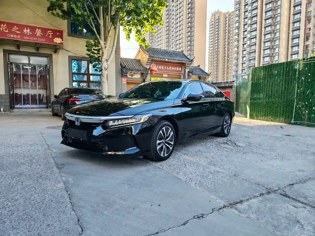 Honda Inspire — фото 1