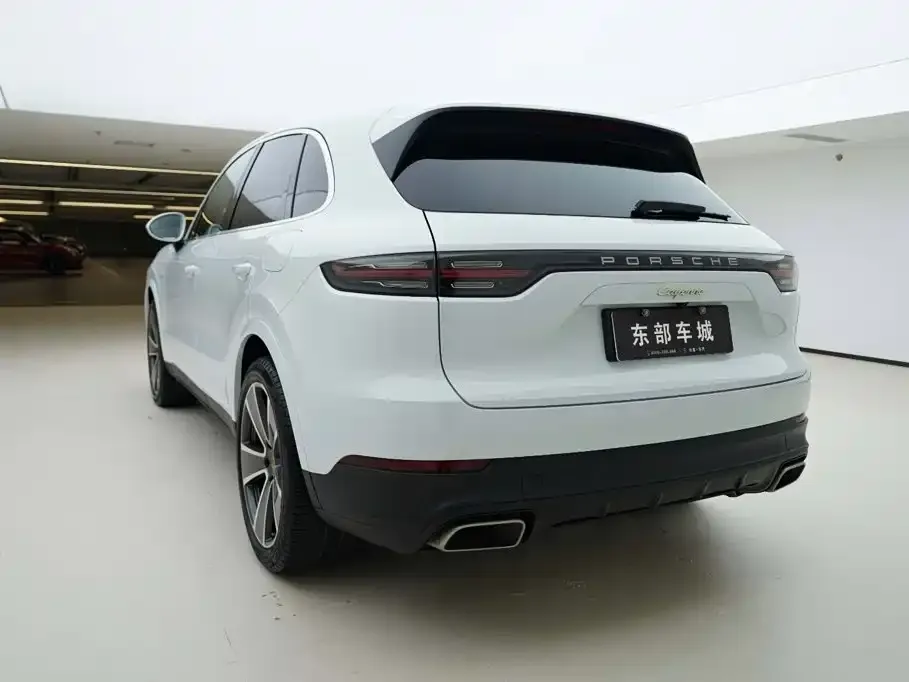 Porsche Cayenne Hybrid — фото 4
