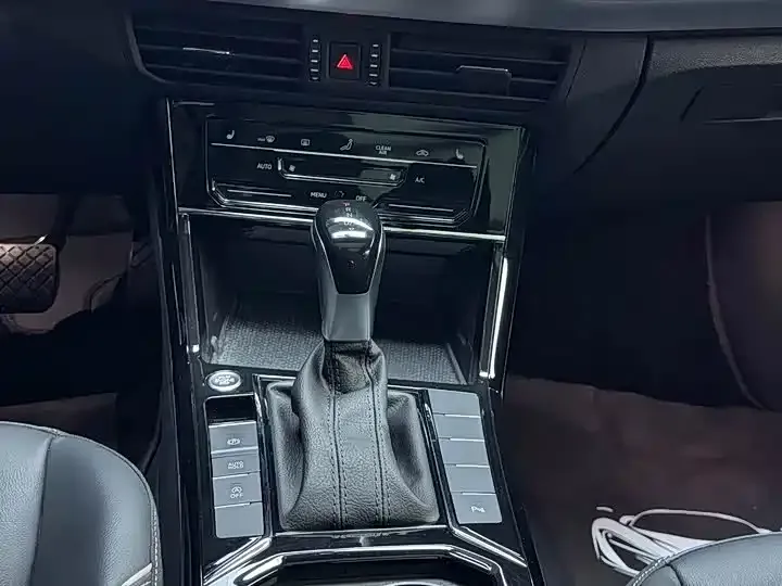 Volkswagen Passat — фото 4