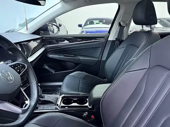 Volkswagen Passat — фото 10
