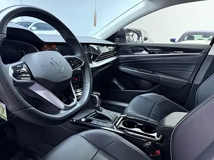 Volkswagen Passat — фото 5